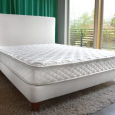 Soaring Heart Organic Zoned Latex Support Mattress from Gimme the Good Stuff